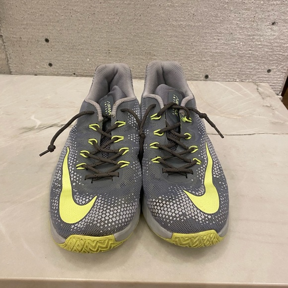 Green grey Nike air max infuriate size 7Y - Picture 7 of 11